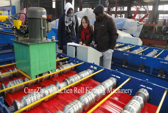 Máquina automática de moldeado de rodillos de doble capa de acero y metal vidriado para la fabricación de baldosas de 0,3-0,6 mm de espesor