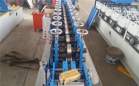 Máquina de moldeado automático de rollas de acero de alta calidad