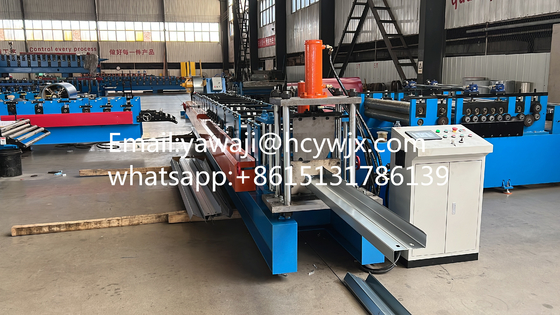 7.5KW motor de cadena automático personalizable máquina de producción de purlin CZ