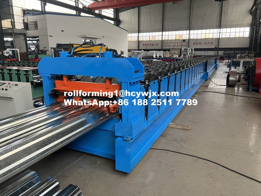 T153-40L-840 Máquina de moldeo de rodillos de cubierta de piso de metal de alta velocidad