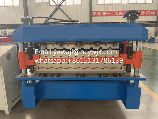 1250 mm de ancho de material Máquina de moldeado de rodillos de doble cubierta con 380v 50Hz 3 fases Sistema eléctrico
