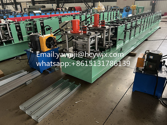 C Máquina de moldeado de cartuchos con perforador automático
