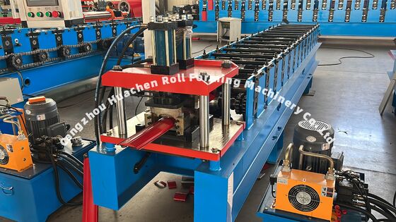 Máquina de moldeado de rodillos en frío de acero