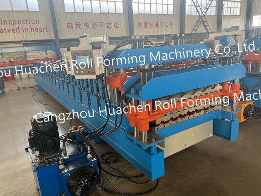 Máquina para formar hojas de paneles de techo y paneles de pared