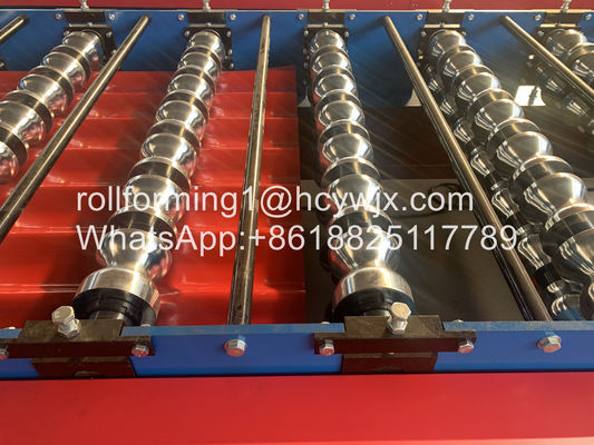 Cuting hidráulico lamina la formación de la fabricación de la techumbre del perfil del equipo