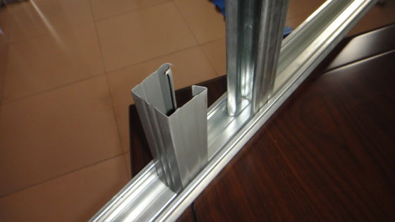 Luz Keel Roll Forming Machine de la gota de la esquina 10 pasos de formación automáticos