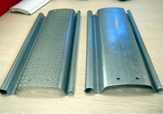 0.5 - rollo de acero del listón de la puerta del obturador del grueso de 1.2m m que forma m de la máquina 5 - 15/velocidad mínima