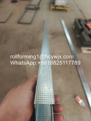 El PLC controla el rollo del perno prisionero que forma la máquina con el corte hidráulico, formando la velocidad 0 - el 15m/minuto