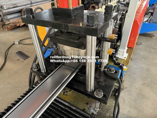 6.5mx1mx1.4m Roller Door Roll Forming Machine para perfiles personalizados y ancho variable