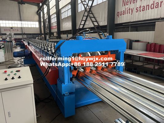 Confiable hoja de carga de soporte T153-40L-840 Decking de piso de la máquina de formación de rollos de precisión