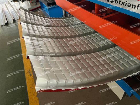 Máquina de formación de rodillos de arco de dos en uno para el mercado de Omán