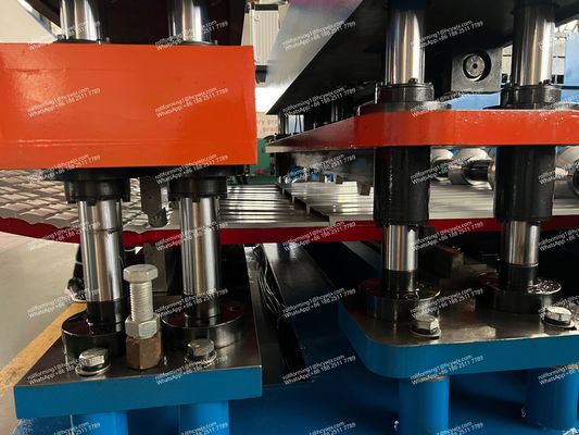 Máquina de formación de rodillos de arco de dos en uno para el mercado de Omán