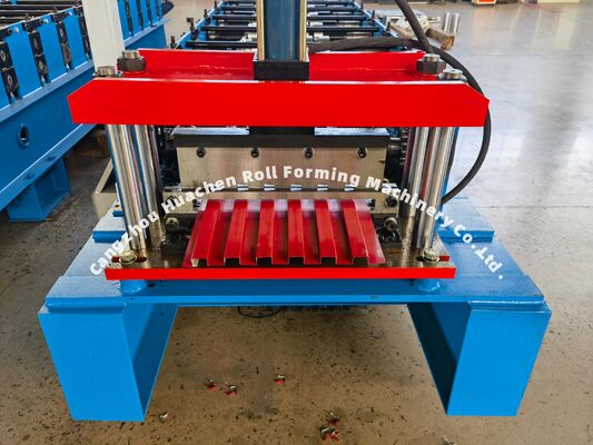 Máquina de moldeado en frío de láminas metálicas