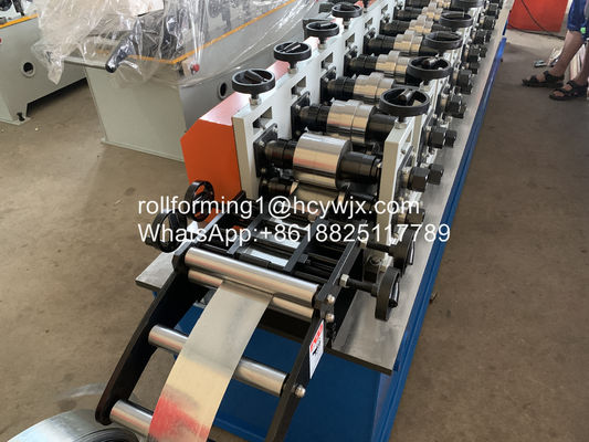 El perfil 220v 60hz de Omega lamina la formación de la máquina